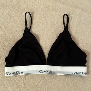 NWOT Calvin Klein Triangle Bralette